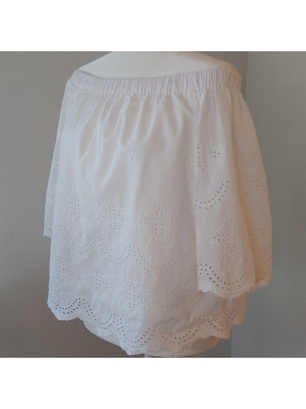 Saks Fifth Avenue White Cotton Eyelet 3/4 Sleeve Off Shoulders Top Women's Med - Picture 3 of 15
